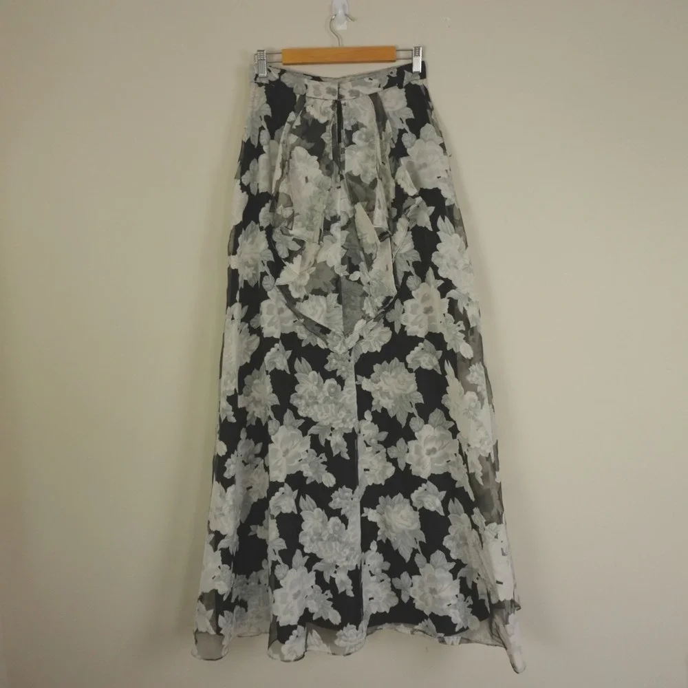Truly‎ Zac Posen Skirt Set
